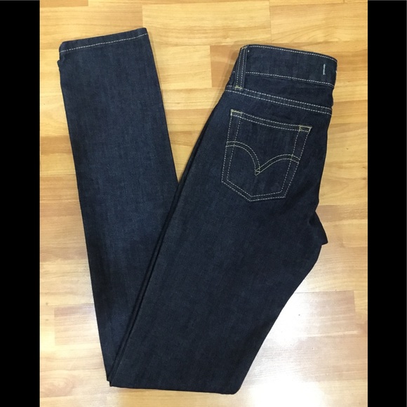 Levi Slim fit Jeans🎈🎈🎈 - Picture 3 of 12